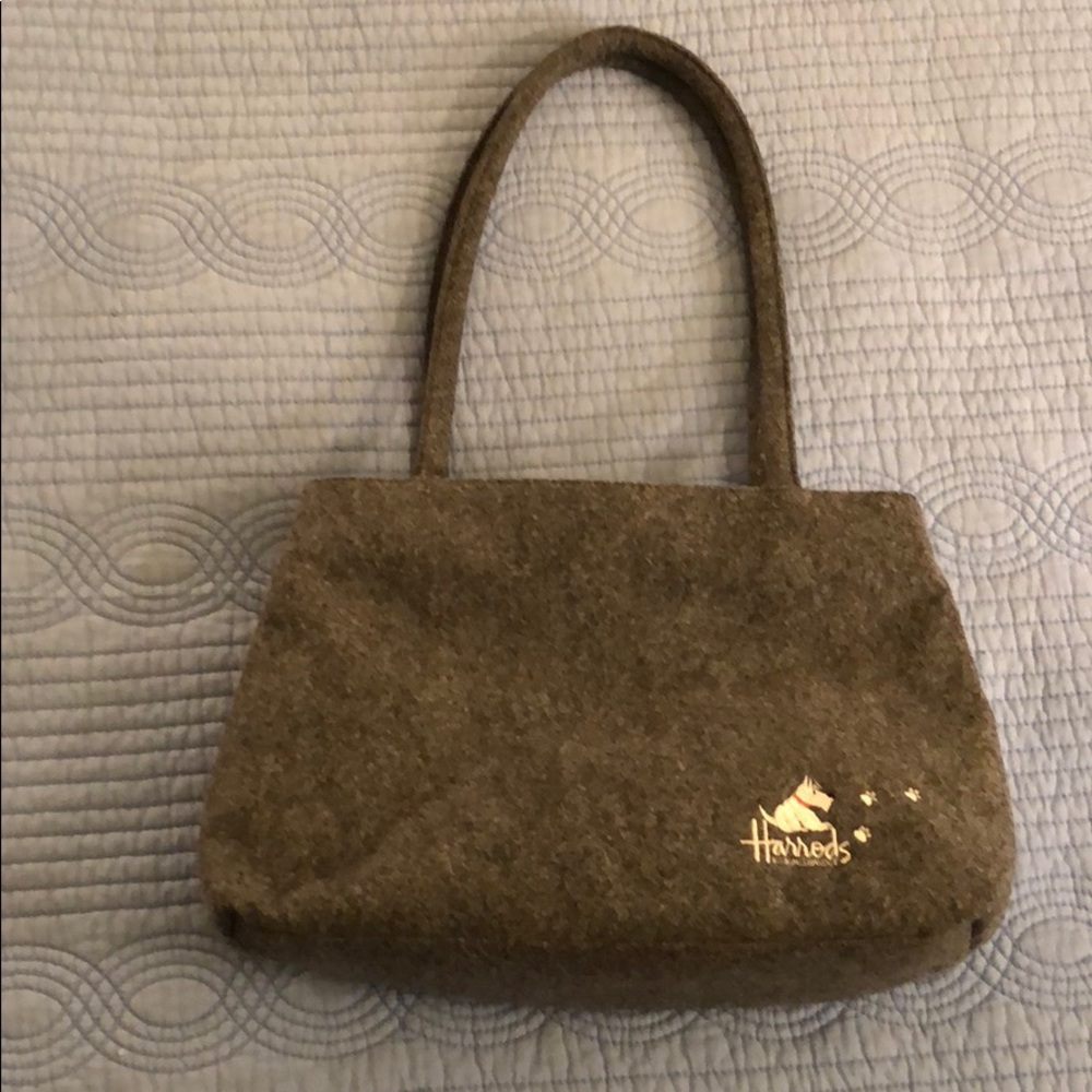 Ladies English handbag